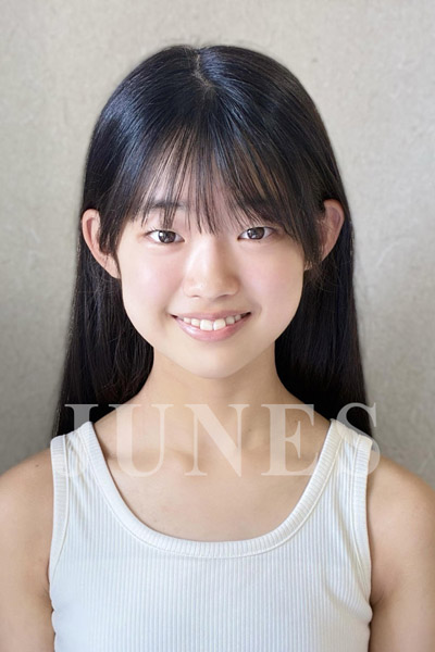 長尾　ゆずは