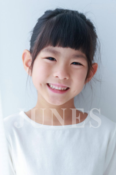 高松　葵